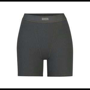 Skims Cotton rib boxer